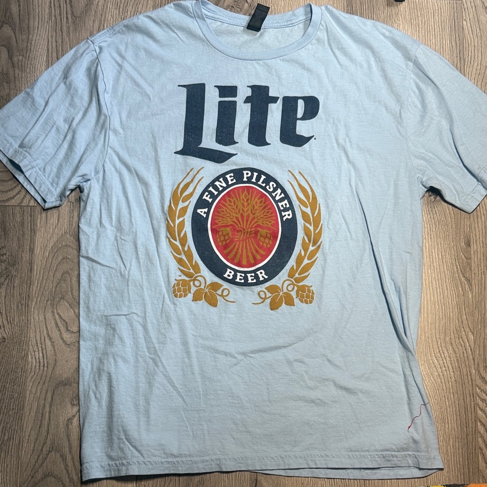 Gildan Light Blue Miller Lite Graphic T-Shirt Size Large
